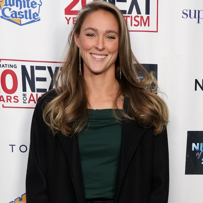 Pregnant Kylie Kelce Confirms Who She'll Support in 2025 Super Bowl